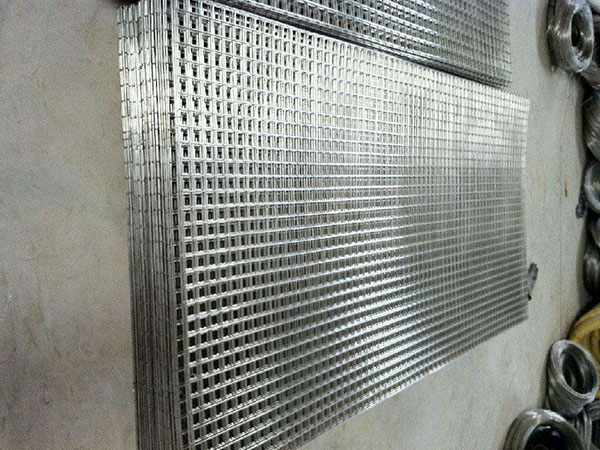 不锈钢焊接网图片3